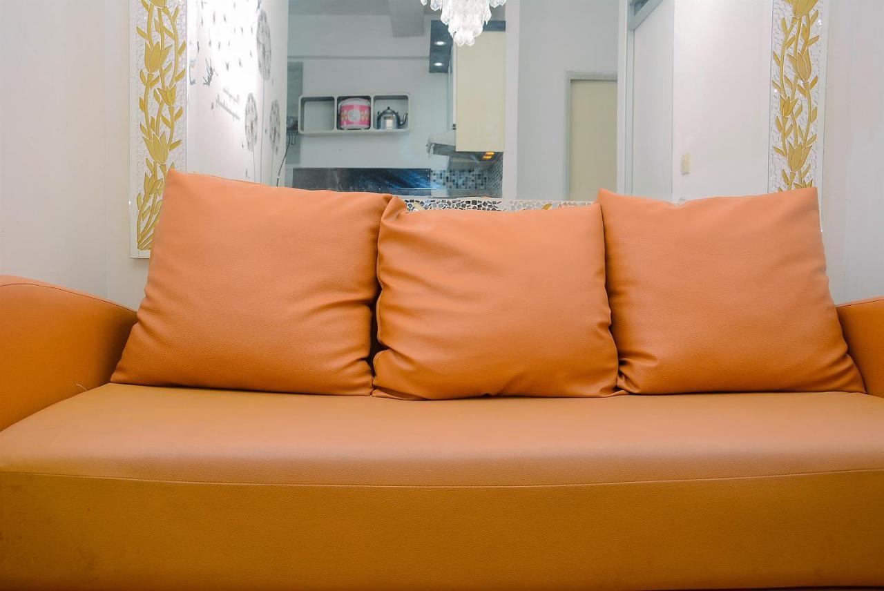 Appartement Comfort 1br With Study Menteng Square By Travelio *